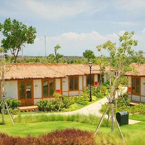 Deluxe Bungalow